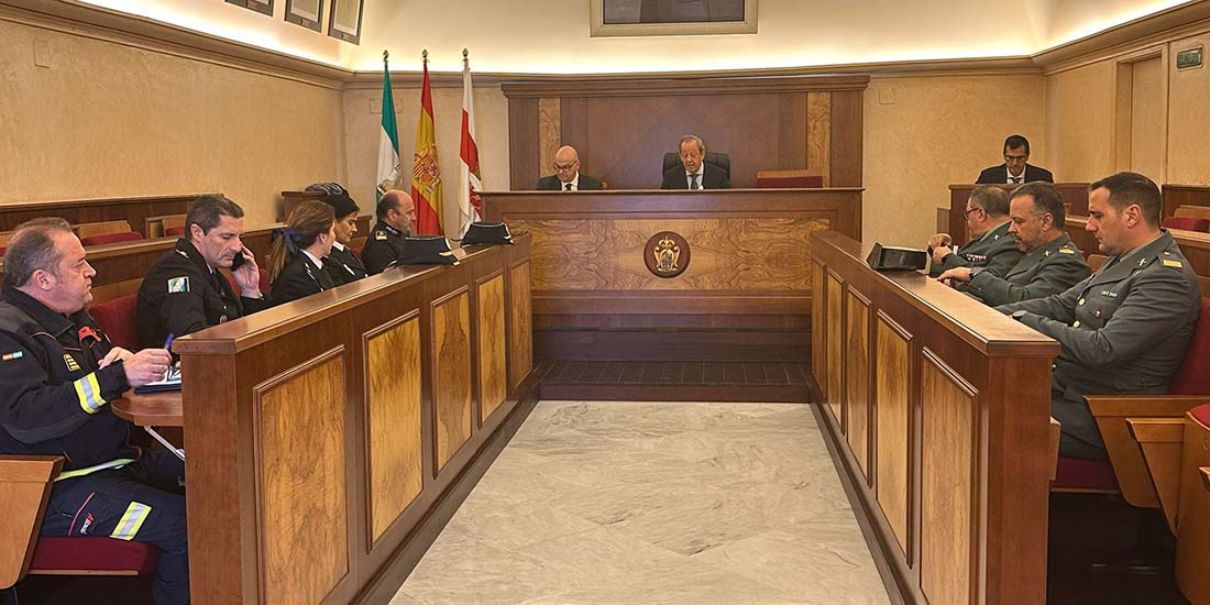 El Ayuntamiento de Andújar celebra la Junta Local de Seguridad y presenta el dispositivo especial para la Navidad