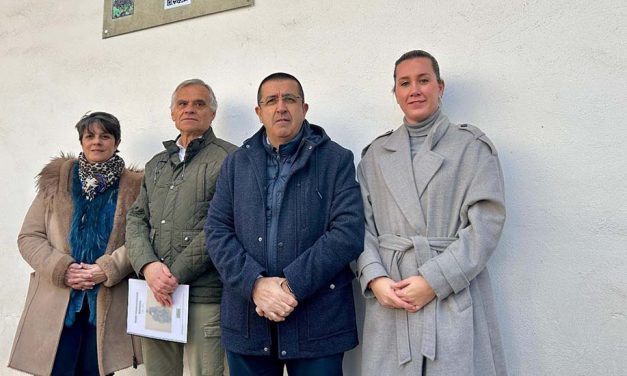 ANDÚJAR RECUPERA SU HISTORIA CICLISTA CON UN MURAL CONMEMORATIVO